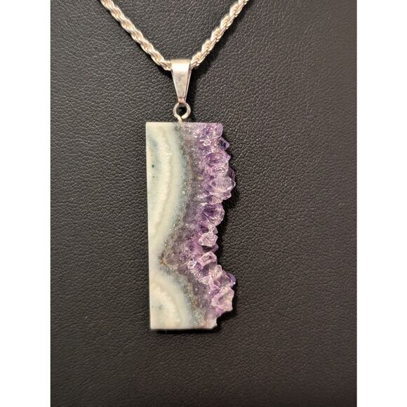 925 Sterling Amethyst Slice Crystal Pendant on Sterling Silver Rope Chain - Picture 2 of 7
